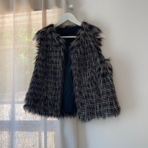 Fur vest
